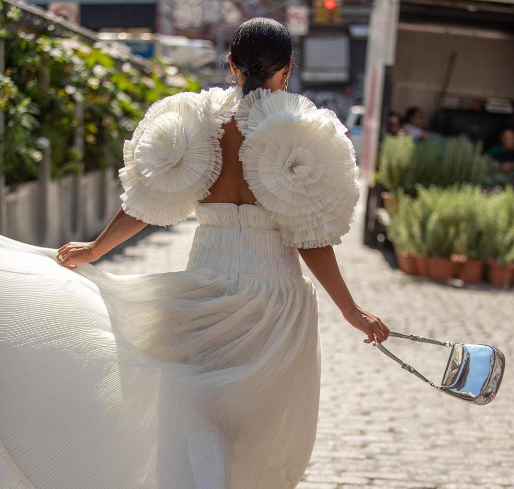 Black & White Dress Code: What To Wear, Explained – Aje International